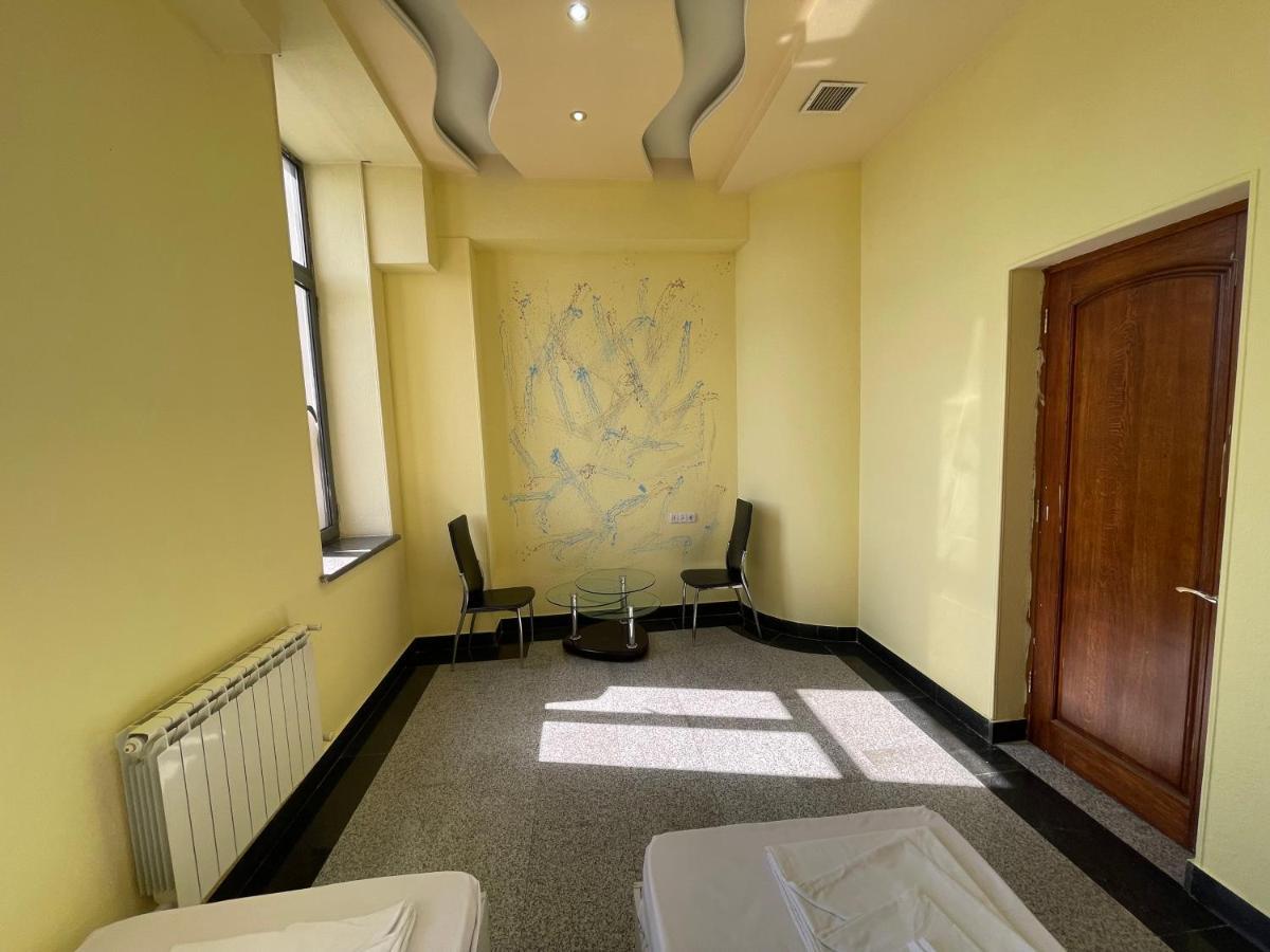 Joy Hotel Apartament Erivan Dış mekan fotoğraf